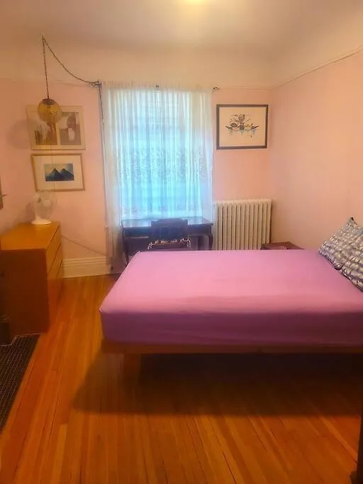 Unique Spacious Little Italy 1 Bed Apt Τορόντο Διαμέρισμα